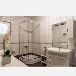 Peric Lägenhet *