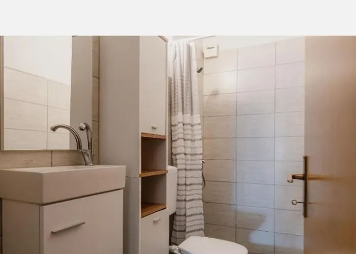 Peric Appartement Vir